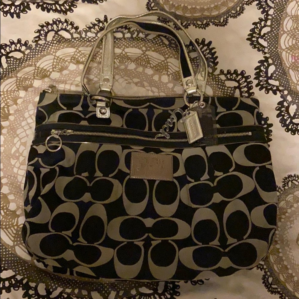 Coach poppy tote